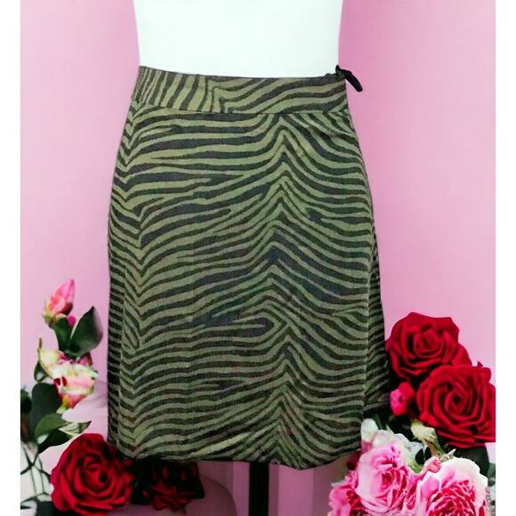 BP Womens Size 1X Olive Green Black Zebra Print Side Zip Skater Skirt Light - Picture 1 of 14